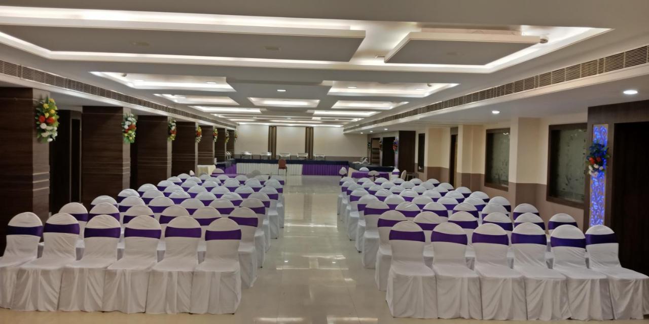 瓦拉纳西 Puja Residency酒店 外观 照片